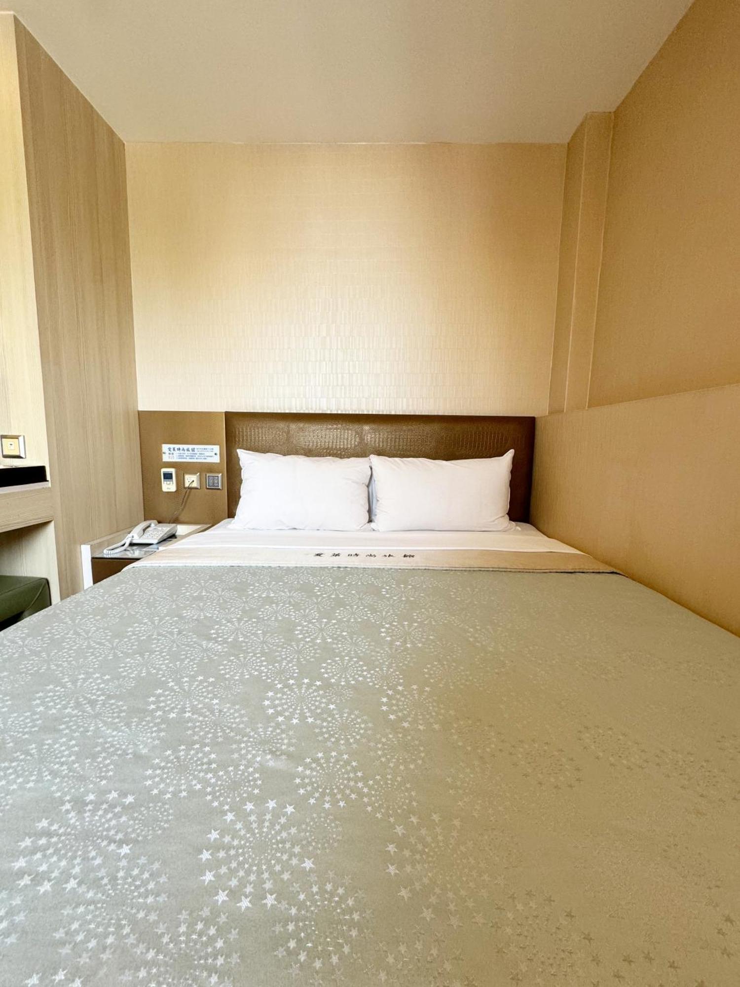 Ai Lai Fashion Hotel Tchaj-čung Pokoj fotografie